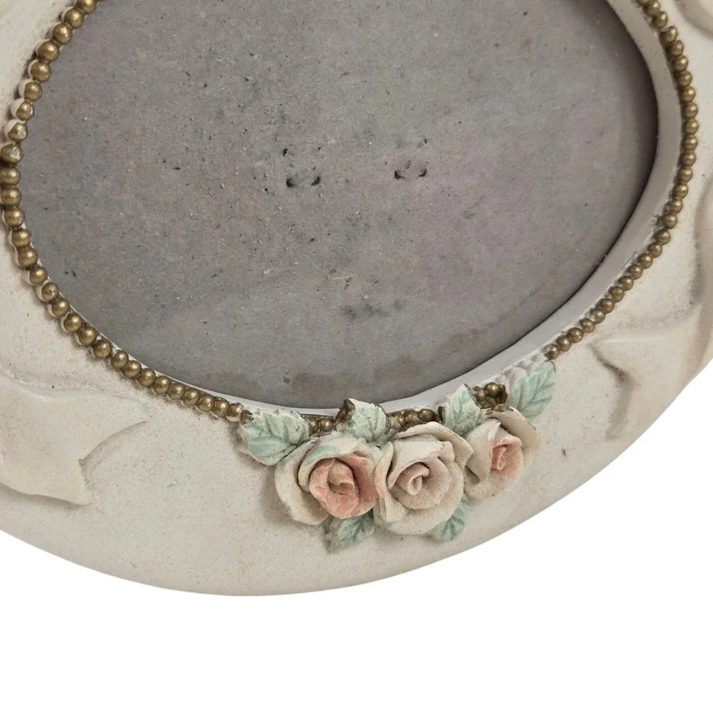 Vtg Victorian Roses Oval Resin Picture Frame Cottage Core Romantic 3x4.5 Photo